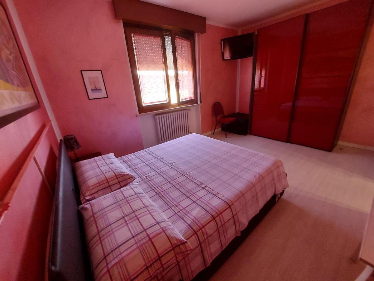 B&B Desenzano Desenzano del Garda Exterior foto